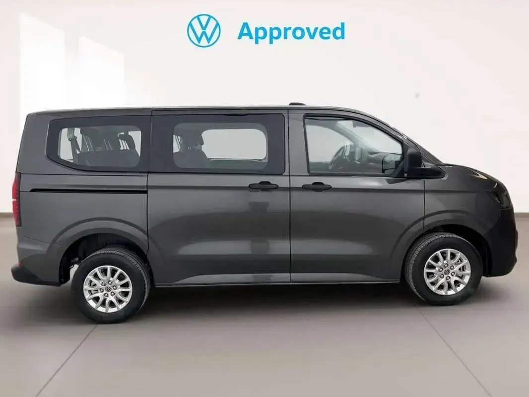 Usado VW Caravelle 110 CV (80 kW) 2025 Gris Van