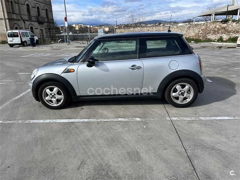 Usado Mini Cooper 120 CV (88 kW) 2007 Gris / plata Utilitario