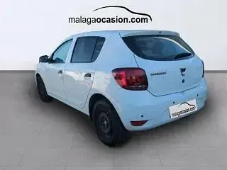Usado Dacia Sandero Ambiance 73 CV (53 kW) 2017 Blanco Berlina
