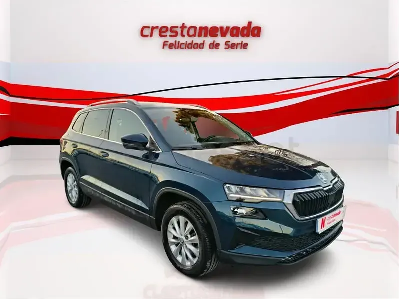 Usado Skoda Karoq Ambition 150 CV (110 kW) 2022 Azul SUV