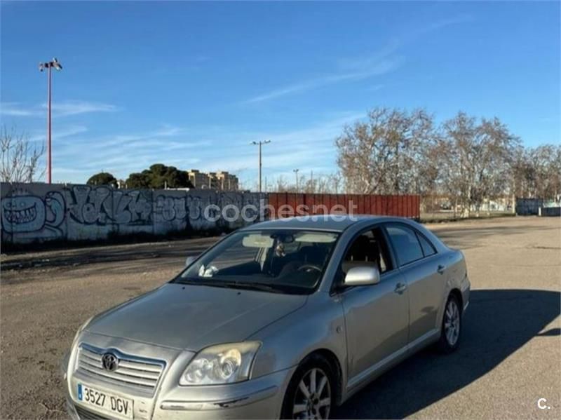 Gris / plata Usado 2005 Toyota Avensis Sol Berlina | 2300 € (Super precio) - Imagen 1/4