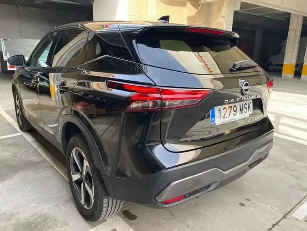 Usado Nissan Qashqai N-Connecta 141 CV (103 kW) 2024 Gris SUV