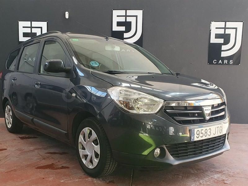 Usado Dacia Lodgy Lauréate 90 CV (66 kW) 2016 Gris / plata Monovolumen