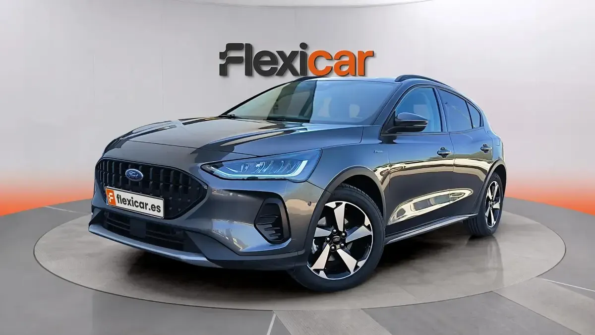 Usado Ford Focus Active 155 CV (114 kW) 2024 Gris Familiar