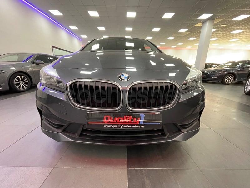 Usado BMW 216 Comfort Edition 116 CV (85 kW) 2020 Gris / plata Familiar
