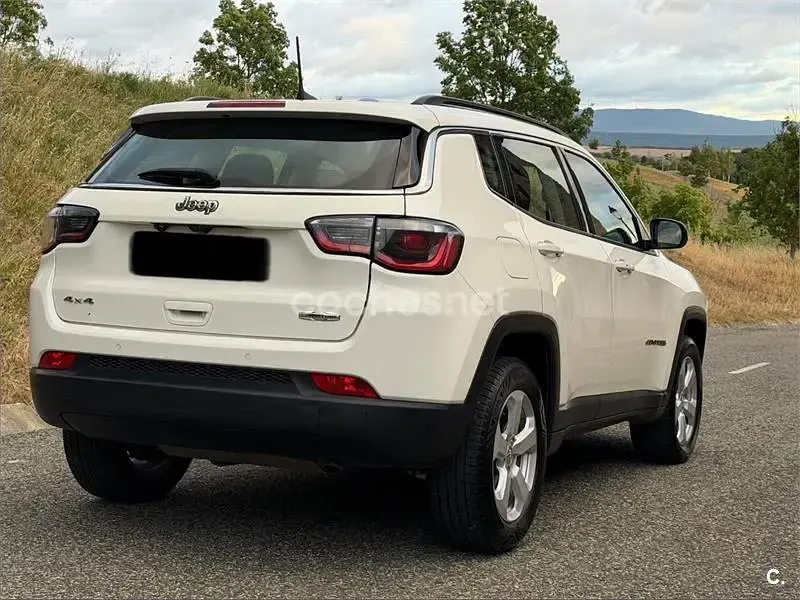 Usado Jeep Compass Longitude 140 CV (102 kW) 2018 Blanco SUV