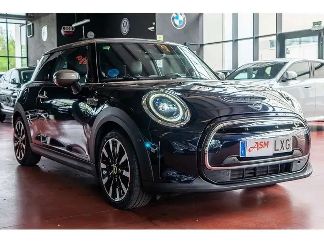Usado Mini Cooper SE 135 kW (184 CV) 2022 Negro Utilitario