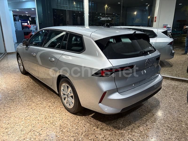 Nuevo Opel Astra Edition 130 CV (95 kW) 2025 Gris / plata Familiar