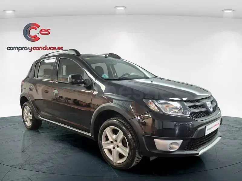 Usado Dacia Sandero Stepway 90 CV (66 kW) 2013 Negro Berlina