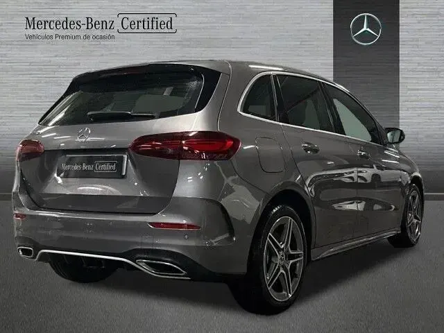 Usado Mercedes B250e 218 CV (160 kW) 2024 Gris montaña Utilitario