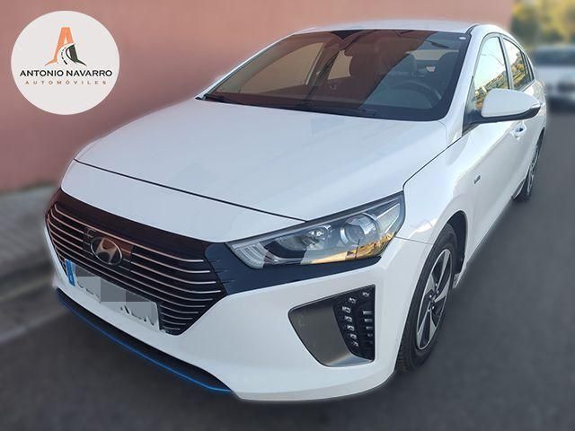 Blanco Usado 2017 Hyundai Ioniq Berlina | 17.800 € (Caro) - Imagen 1/4