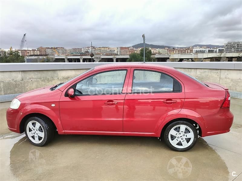 Usado Chevrolet Aveo LT 94 CV (69 kW) 2007 Rojo Berlina