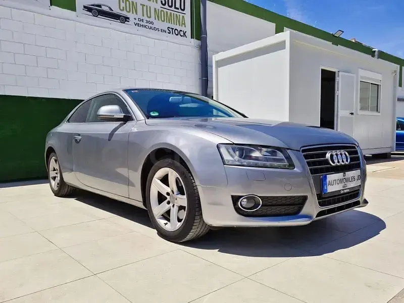 Usado Audi A5 190 CV (139 kW) 2010 Gris / plata Coupe