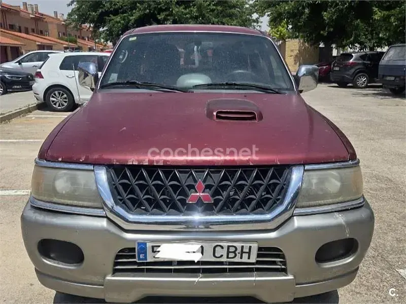 Usado Mitsubishi Montero Sport 99 CV (72 kW) 2002 Granate SUV