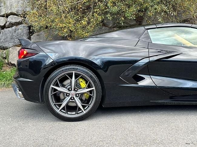 Usado Chevrolet Corvette 502 CV (369 kW) 2022 Negro Descapotable