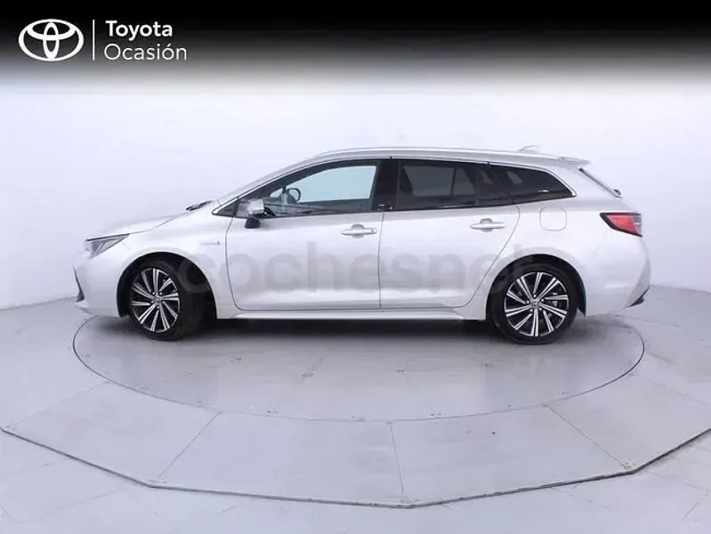 Usado Toyota Corolla Sport 180 CV (132 kW) 2021 Gris / plata Familiar