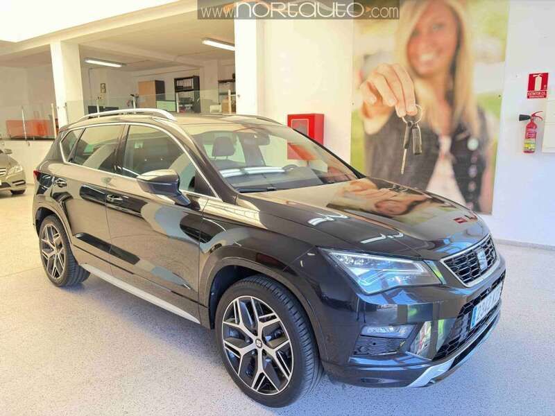 Usado Seat Ateca 4Drive 190 CV (139 kW) 2019 Negro SUV