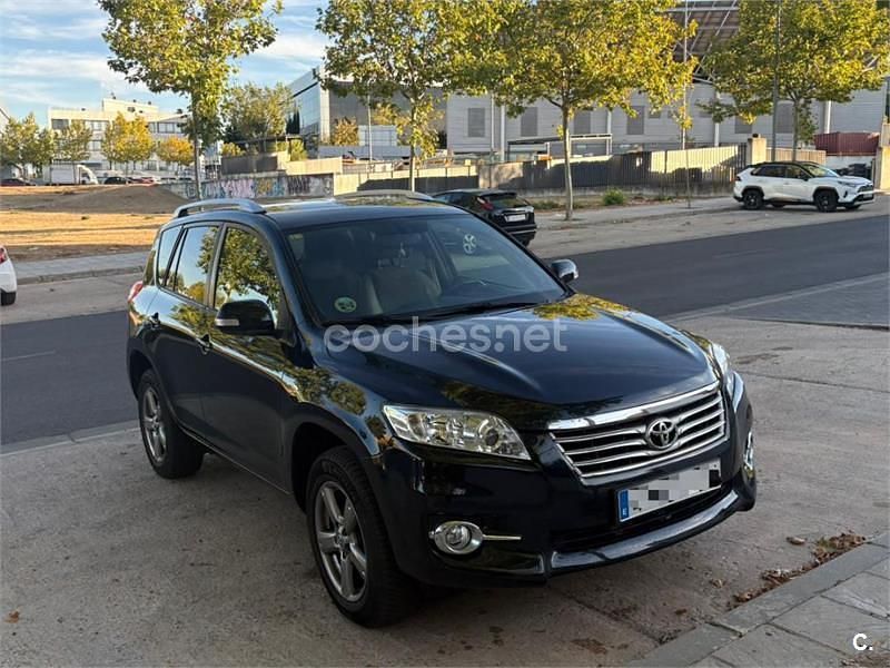 Azul Usado 2012 Toyota RAV4 SUV | 11.900 € (Buen precio) - Imagen 1/4