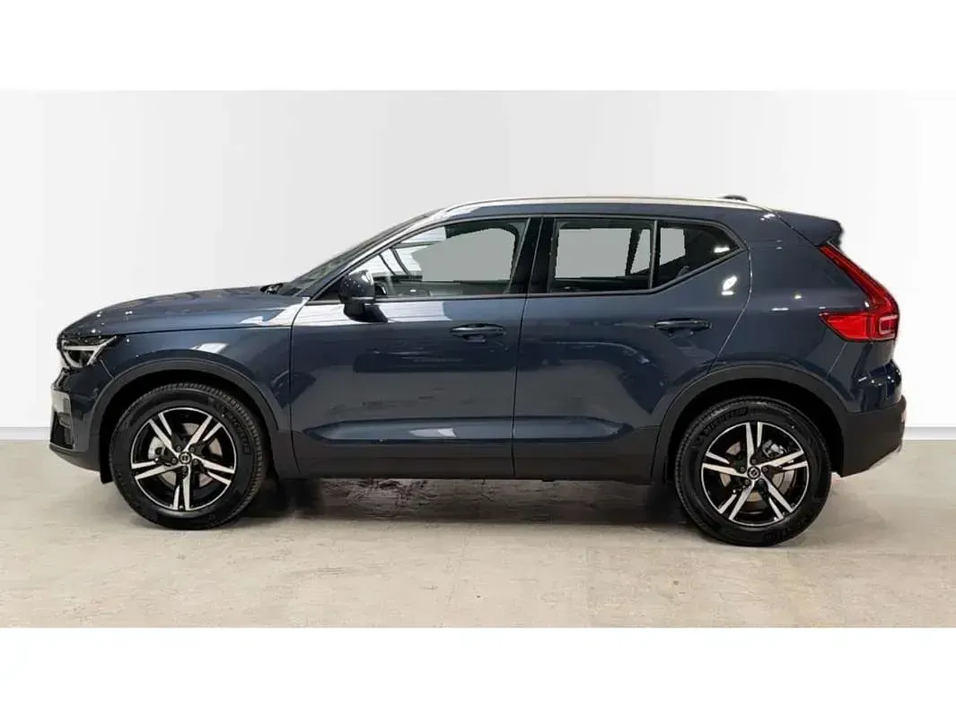 Nuevo Volvo XC40 Core 163 CV (119 kW) 2026 Azul SUV