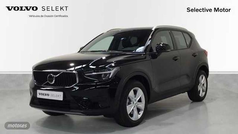 Negro Usado 2024 Volvo XC40 Core SUV | 31.900 € - Imagen 1/4