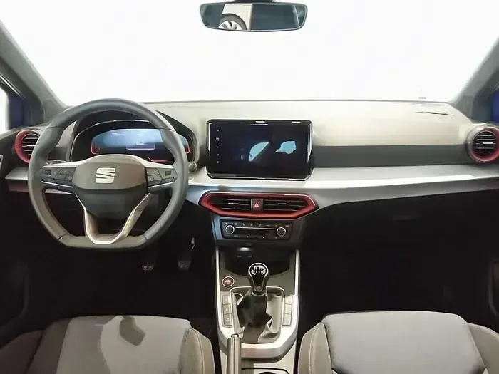 Usado Seat Arona FR 115 CV (84 kW) 2024 Azul SUV
