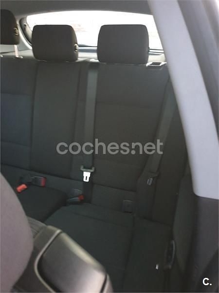 Używany BMW 118 143 KM (105 kW) 2012 Czarny Hatchback