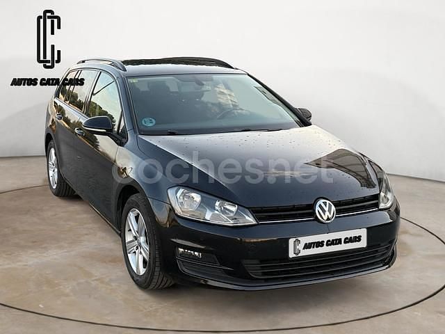 Negro Usado 2015 VW Golf VII Advance Familiar | 8490 € (Precio justo) - Imagen 1/4