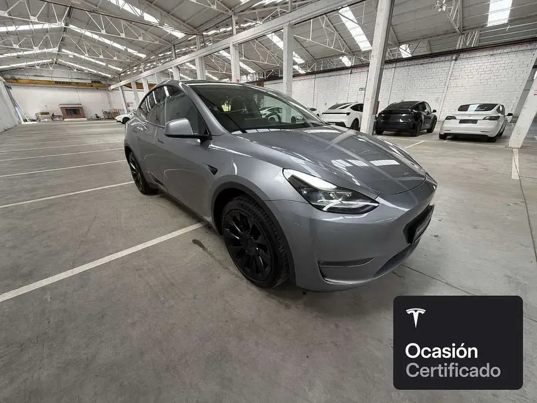 Usado Tesla Model Y Long Range AWD 189 kW (258 CV) 2023 Plateado SUV