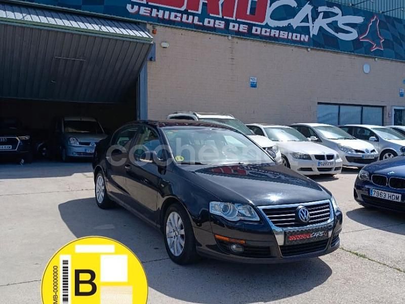 Negro Usado 2009 VW Passat Edition Familiar | 6890 € (Precio justo) - Imagen 1/4