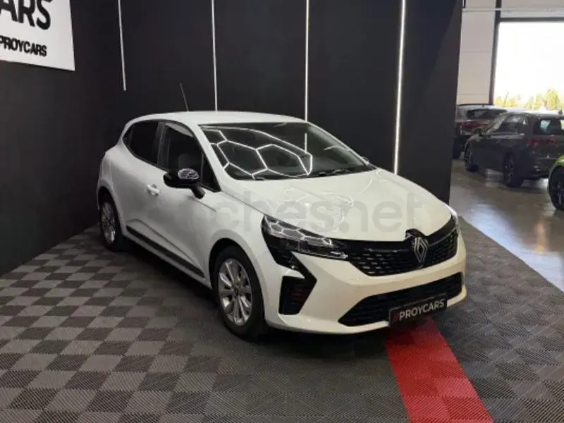 Usado Renault Clio V Techno 100 CV (73 kW) 2025 Blanco Berlina