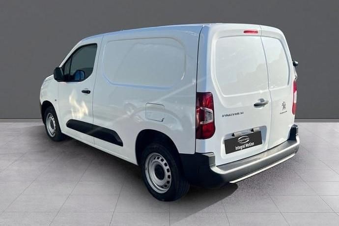 Usado Peugeot Partner 102 CV (75 kW) 2021 Monovolumen