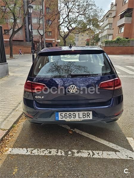 Usado VW Golf VII Advance 115 CV (84 kW) 2019 Azul Familiar