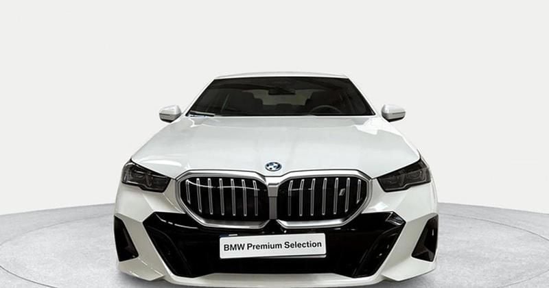 Novo BMW i5 250 kW (340 HP) 2026