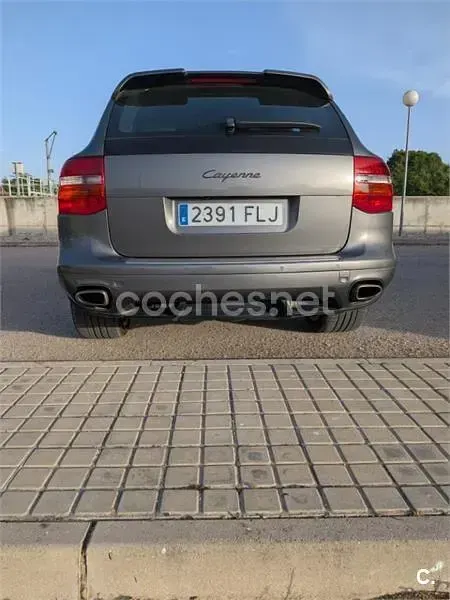 Usado Porsche Cayenne 250 CV (183 kW) 2007 Gris / plata SUV