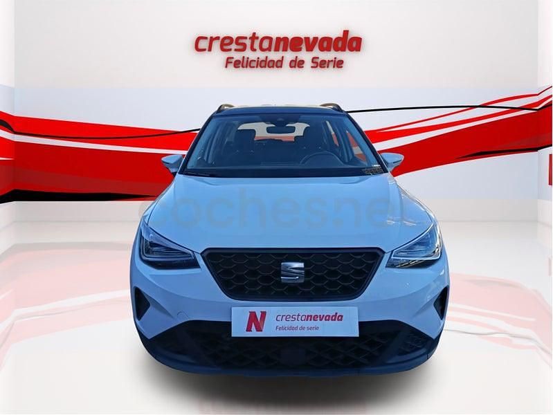Usado Seat Arona Style 110 CV (80 kW) 2022 Blanco SUV