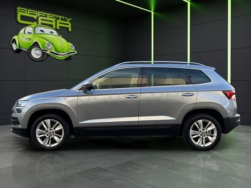 Usado Skoda Karoq Ambition 116 CV (85 kW) 2018 Gris / plata SUV