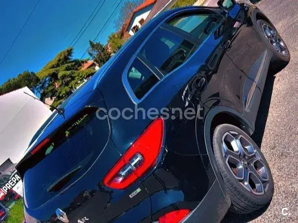 Usado Renault Kadjar Zen 110 CV (80 kW) 2015 Azul SUV
