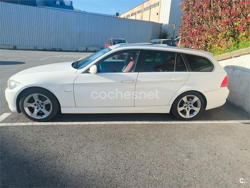 Usado BMW 318 143 CV (105 kW) 2011 Blanco Familiar
