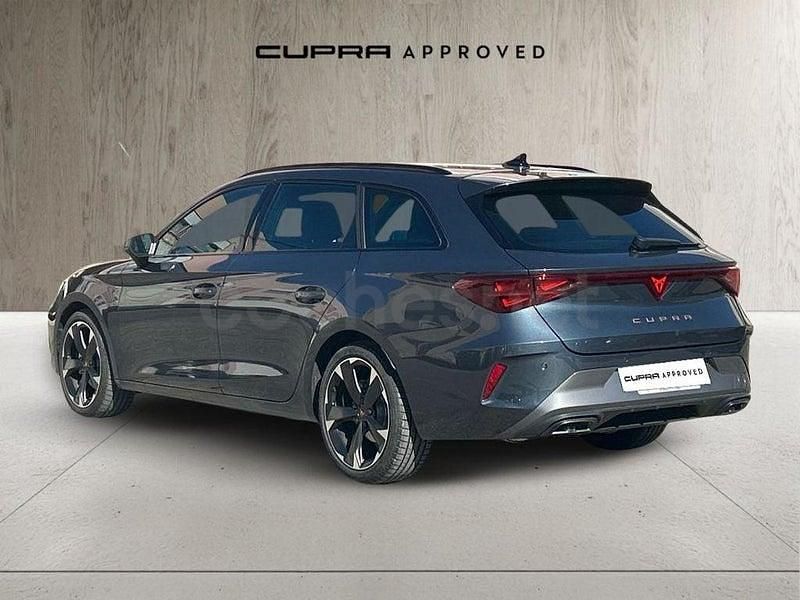 Nuevo Cupra Leon 150 CV (110 kW) 2025 Gris / plata Familiar