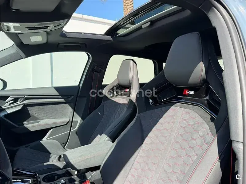 Nuevo Audi RS3 400 CV (294 kW) 2026 Azul Berlina