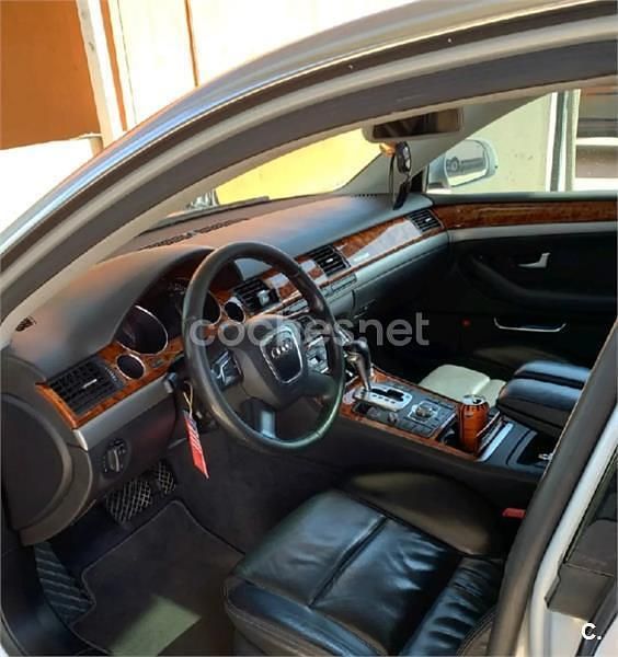 Usado Audi A8 250 CV (183 kW) 2010 Gris / plata Berlina