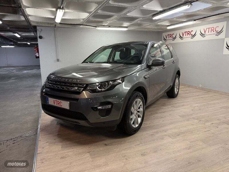 Usado Land Rover Discovery 5 HSE 150 CV (110 kW) 2018 Gris SUV