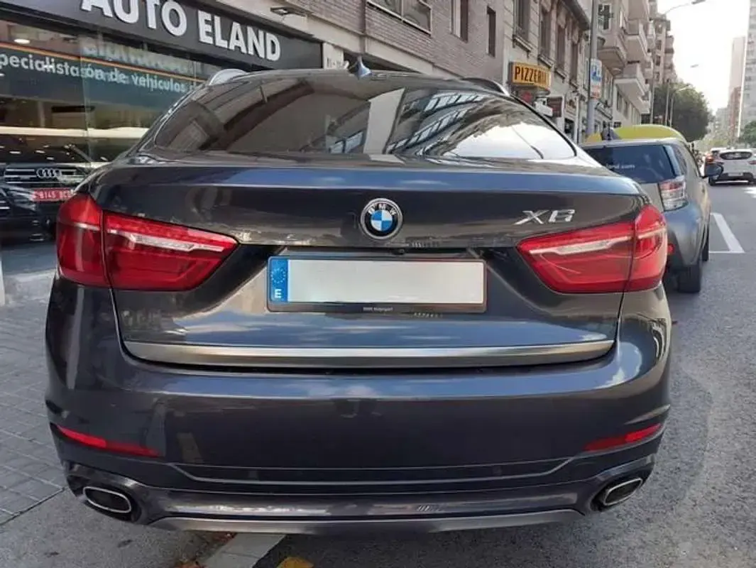 Usado BMW X6 Sport Line 258 CV (189 kW) 2015 Gris SUV