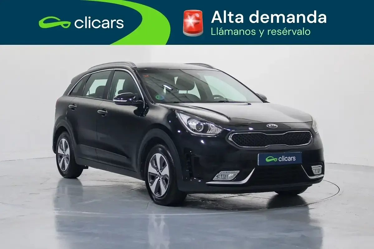 Usado Kia Niro 141 HP (103 kW) 2017 Preto SUV