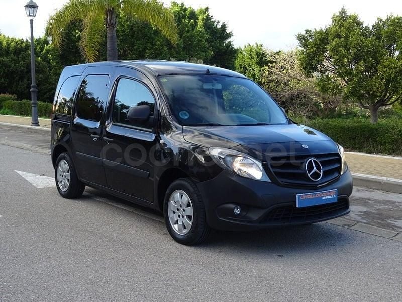 Usado Mercedes Citan 111 116 CV (85 kW) 2019 Negro Familiar