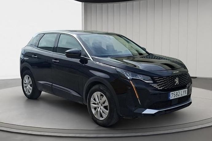 Usado Peugeot 3008 Active 131 CV (96 kW) 2022 Negro SUV