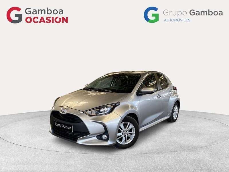 Gris Usado 2024 Toyota Yaris Edition Berlina | 17.990 € (Buen precio) - Imagen 1/4
