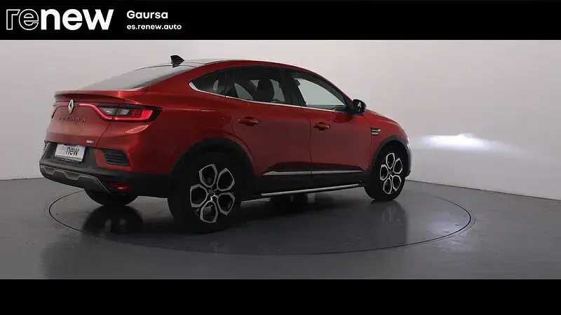 Usado Renault Arkana Zen 145 CV (106 kW) 2022 Rojo SUV
