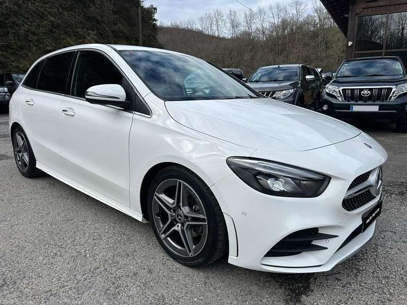 Usado Mercedes B200 150 CV (110 kW) 2019 Blanco Utilitario
