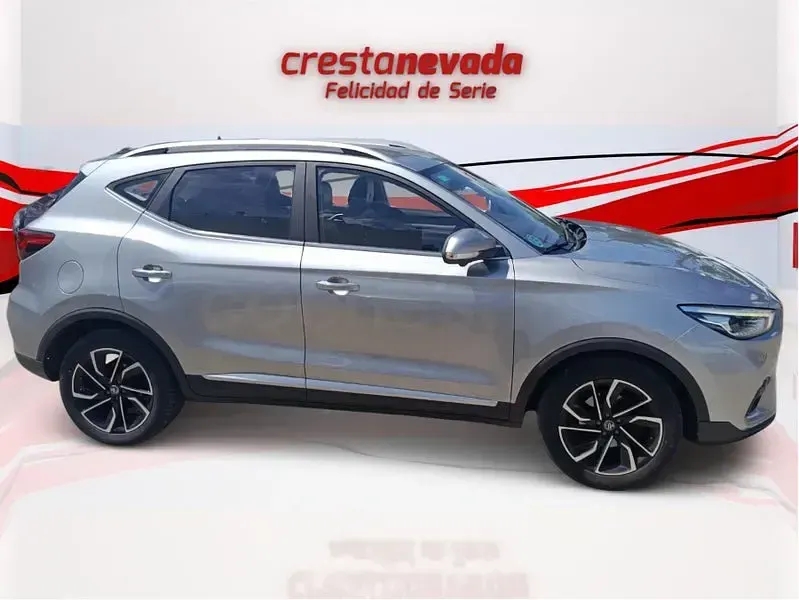 Usado MG ZS Luxury 106 CV (77 kW) 2022 Gris / plata SUV